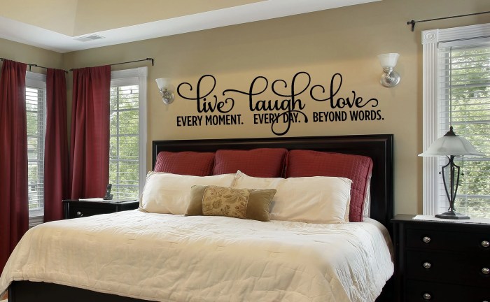 Wall art for classic bedrooms Enhancing timeless elegance
