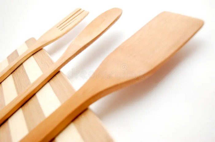 Simple wooden kitchen accessories